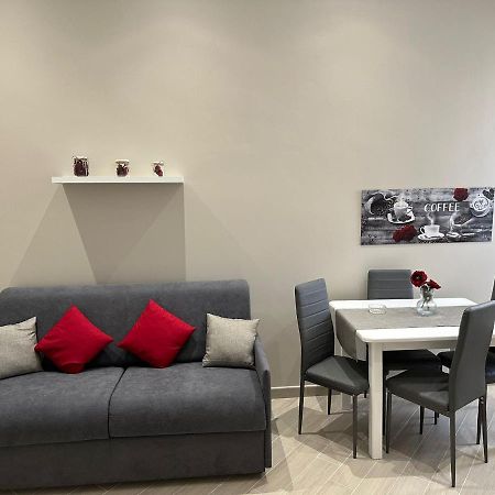 Carol Home Bari Kültér fotó
