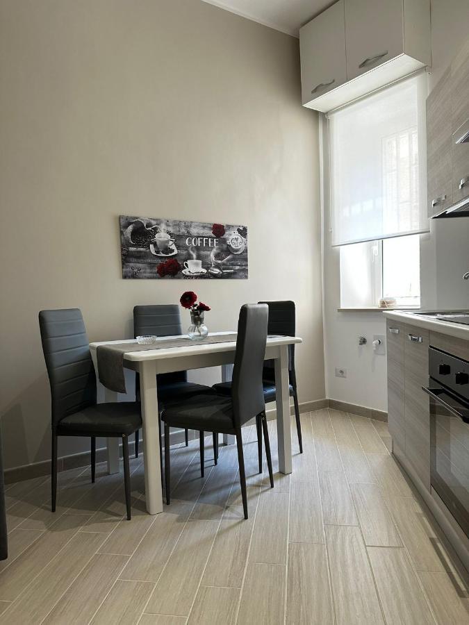 Carol Home Bari Kültér fotó