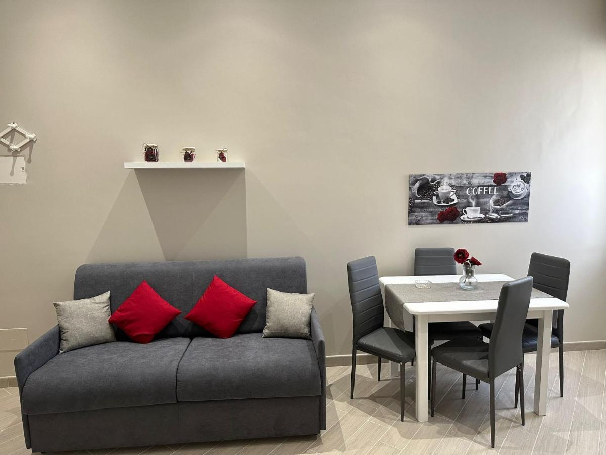 Carol Home Bari Kültér fotó